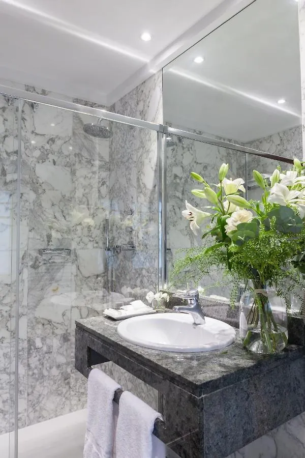 **  La Galeria Hotel San Sebastian Spain